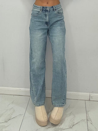 8538-jeans